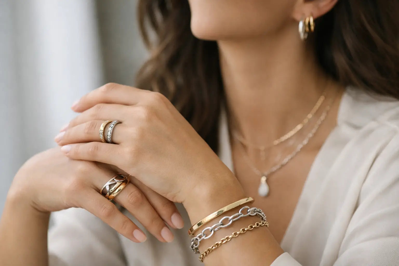 How to Style Mixed Metal Jewellery Well