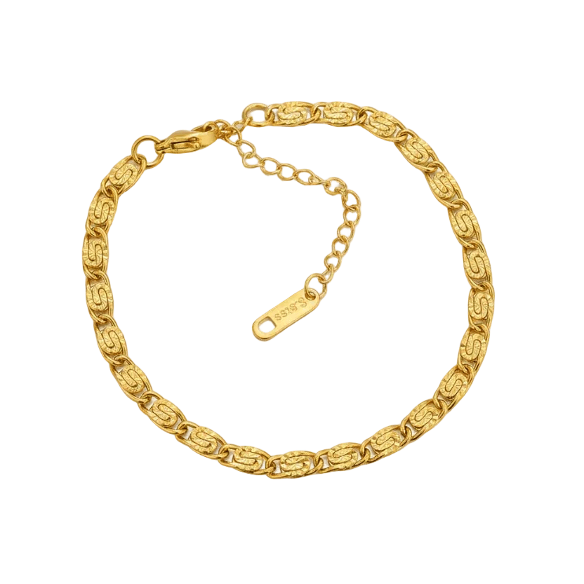 Gold Oval Link Bracelet featuring a detailed chain design with adjustable length and polished finish.