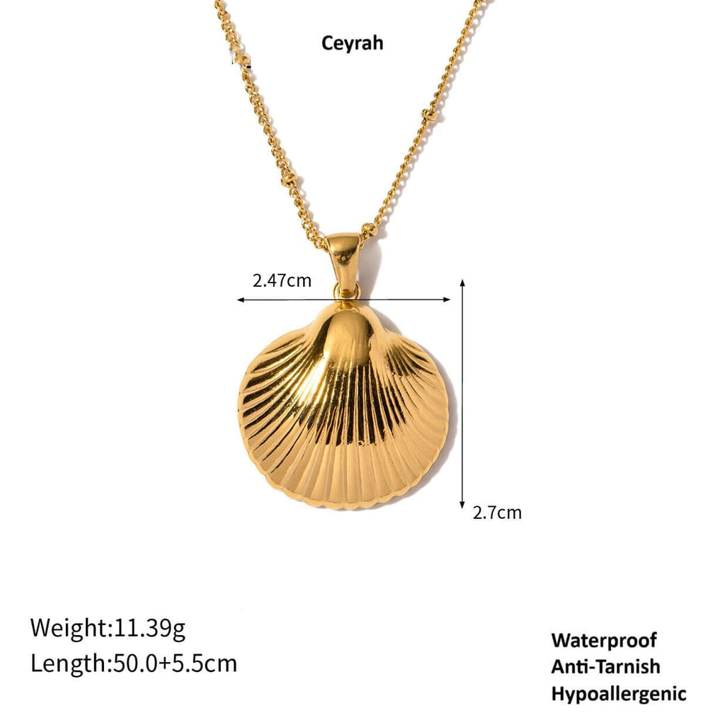 Gold Scallop Shell Pendant Necklace measurements 