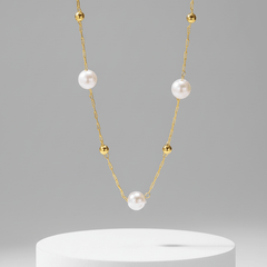 Minimal Pearl Station Necklace