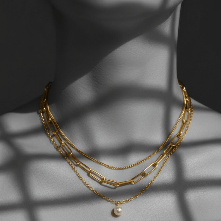 Three-layer Pearl Necklace Gold on model in black and white shoot